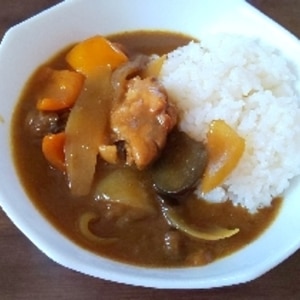 彩野菜のトマト缶カレー